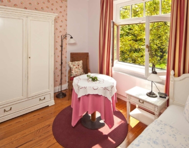 Villa Caldera Cuxhaven Sunny single room overlooking the garden